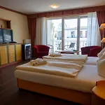 Hotel Esplanade & Rialto 3*
