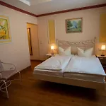 Esplanade & Rialto Hotel 3*