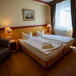 Hotel Esplanade & Rialto 3*