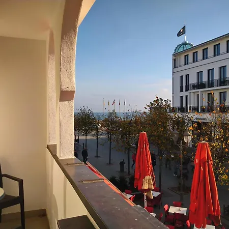 Esplanade & Rialto 3* Binz