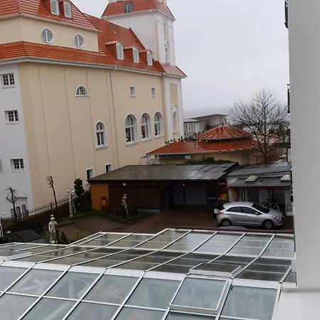 Esplanade & Rialto 3* Binz