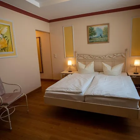 Esplanade & Rialto Hotel 3*