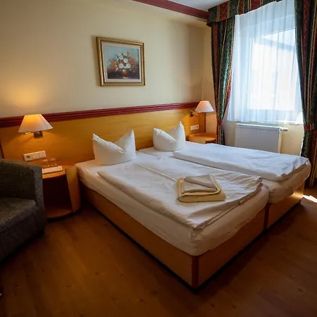 Hotel Esplanade & Rialto 3*