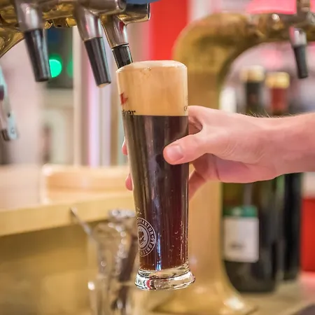 酒店 Esplanade & Rialto 3*