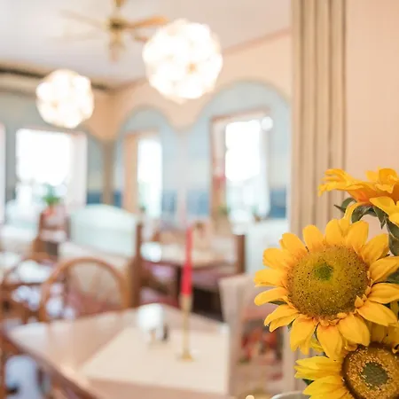 Esplanade&aparthotel Rialto 3*