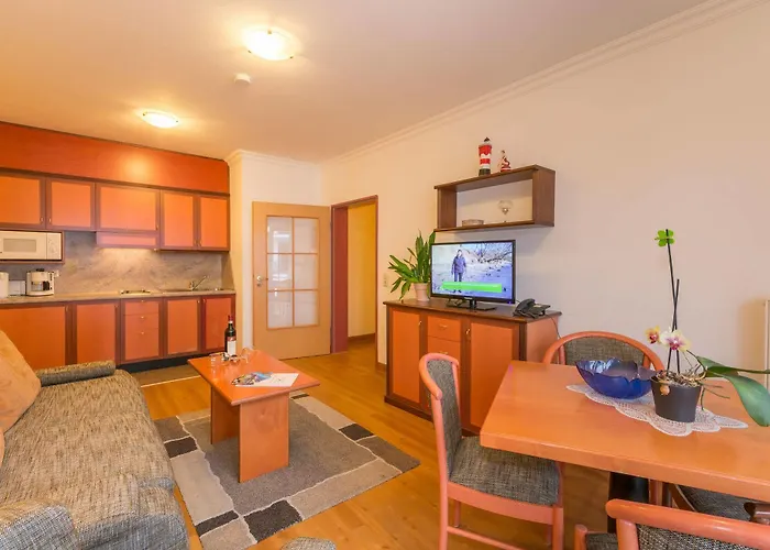 Esplanade & Rialto 3* Binz